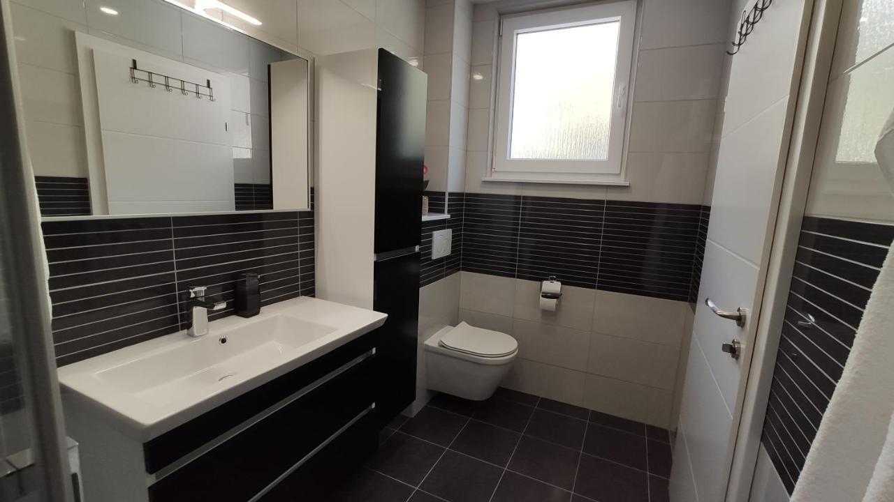 Luxury Apartment Pape Baška Voda Exteriér fotografie